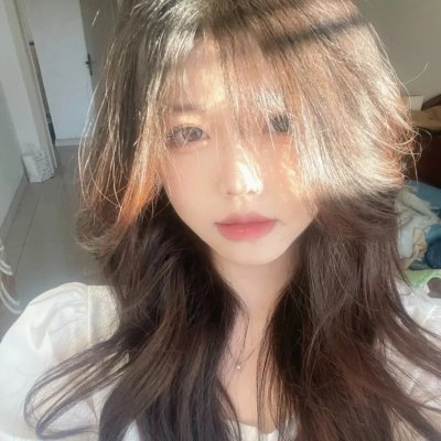 湖畔的女人们