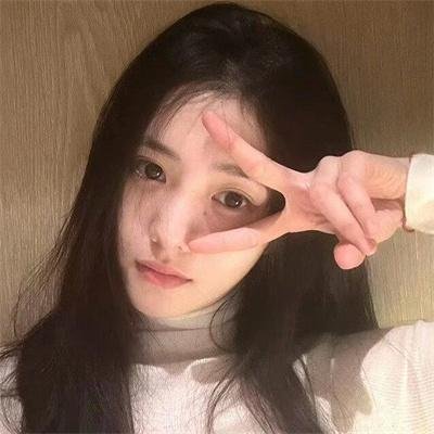 我才不要和人类恋爱呢